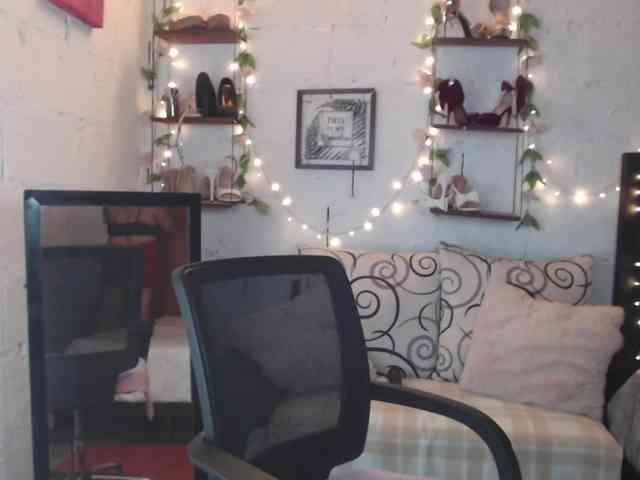 missrosariostepmoan webcam