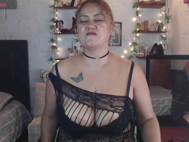 missrosariostepmoan webcam