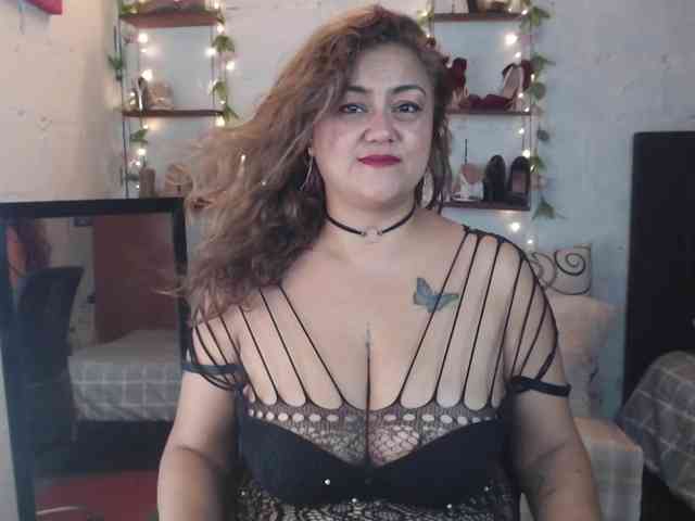 missrosariostepmoan webcam