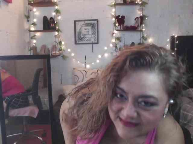 missrosariostepmoan webcam