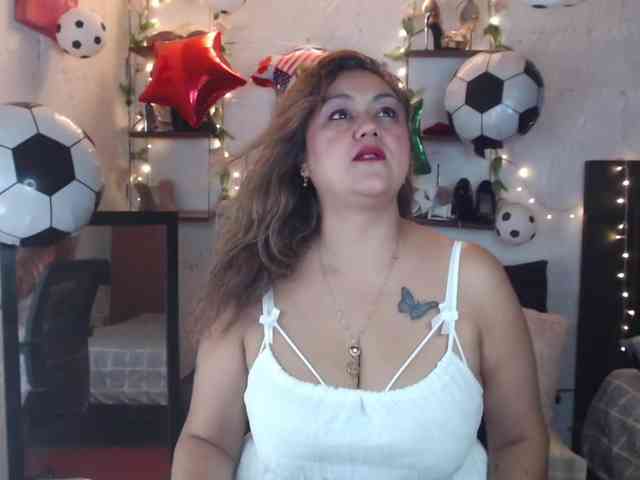 missrosariostepmoan webcam