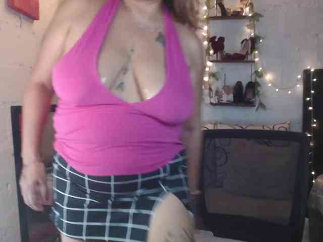 missrosariostepmoan webcam