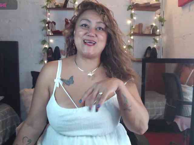 missrosariostepmoan webcam