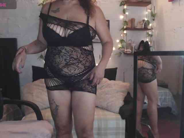 missrosariostepmoan webcam