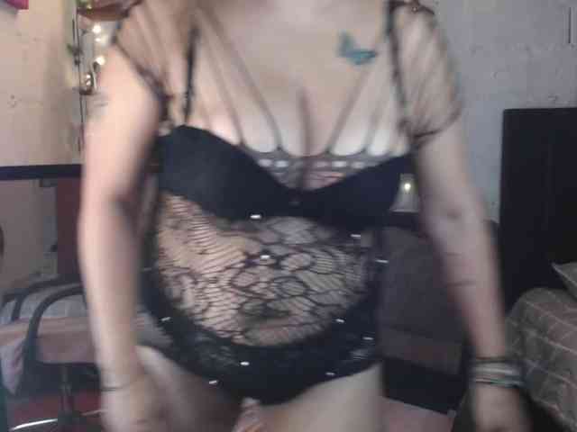 missrosariostepmoan webcam