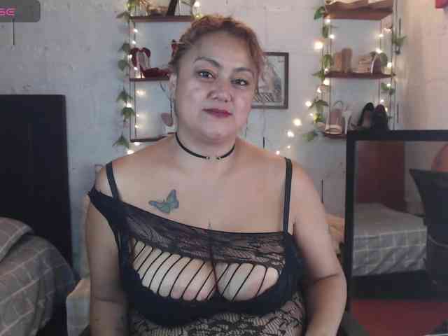 missrosariostepmoan webcam