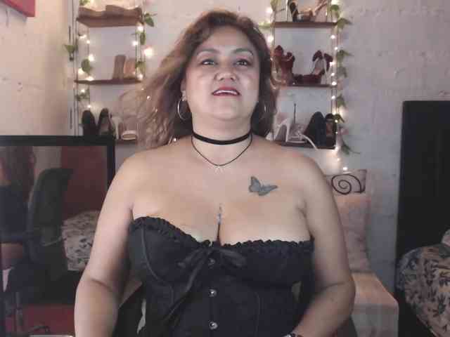 missrosariostepmoan webcam