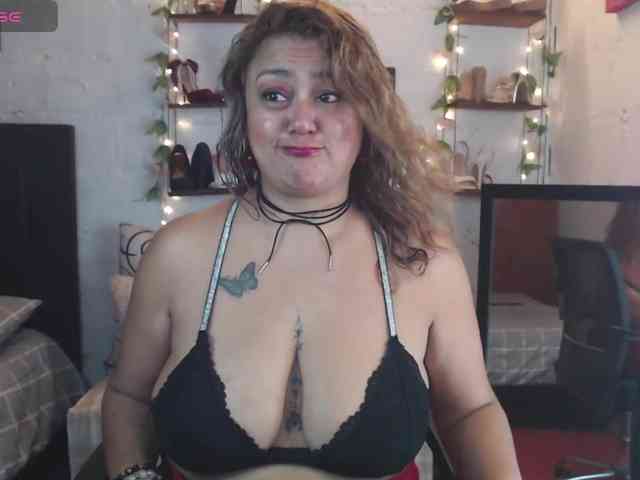 missrosariostepmoan webcam