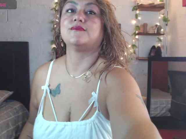 missrosariostepmoan webcam