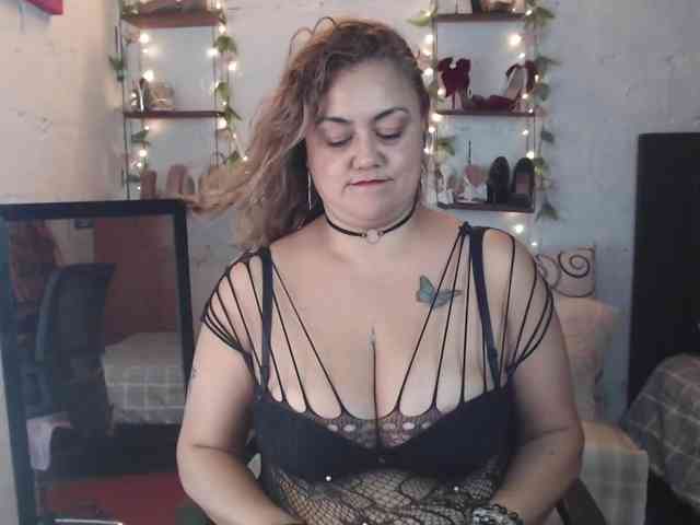missrosariostepmoan webcam