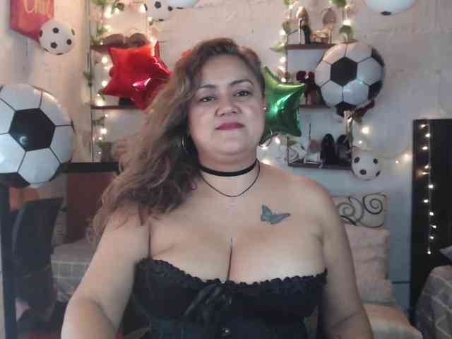 missrosariostepmoan webcam