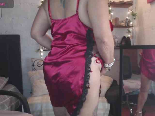 missrosariostepmoan webcam