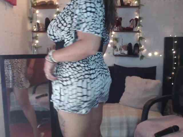 missrosariostepmoan webcam