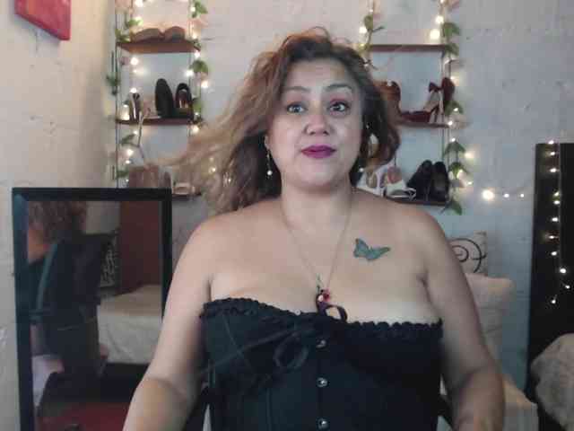 missrosariostepmoan webcam