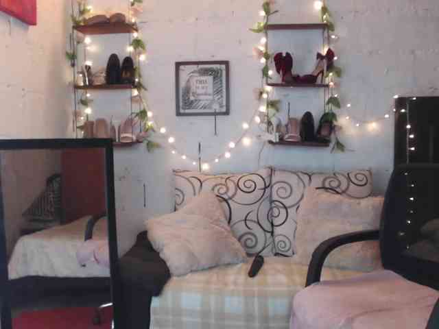 missrosariostepmoan webcam