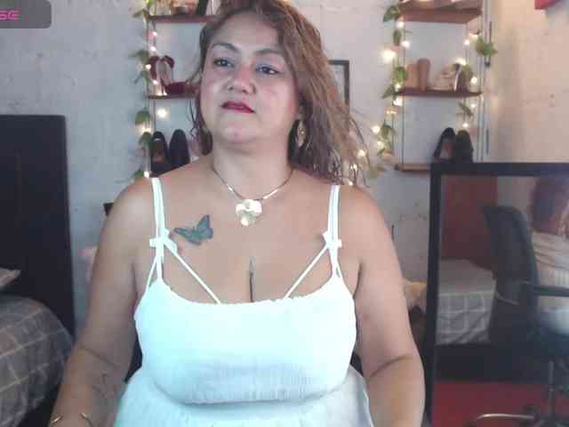 missrosariostepmoan webcam