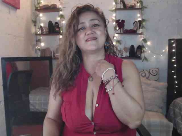 missrosariostepmoan webcam