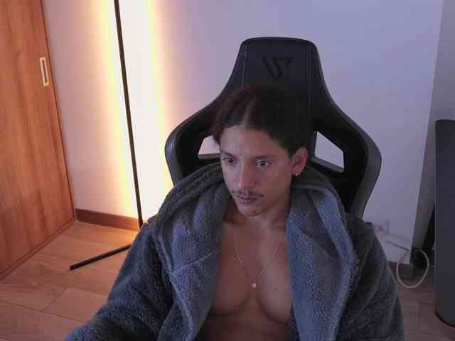 LiamVolkov LiamVolkov