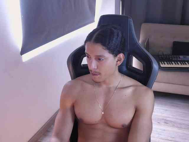 LiamVolkov Sex Cam Show