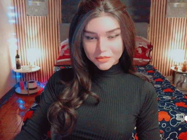 HOLLY_MOLLY live cam