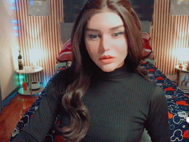 HOLLY_MOLLY live cam