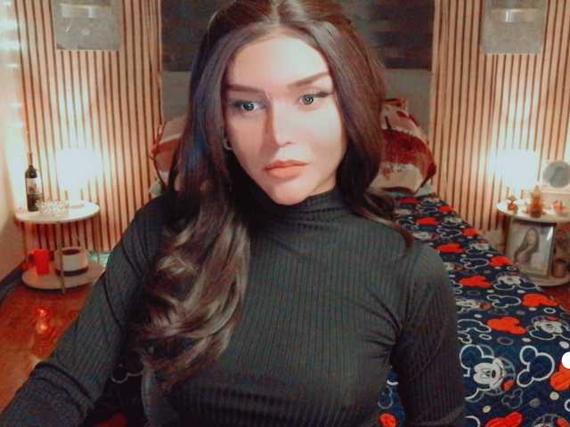 HOLLY_MOLLY — live trans cam
