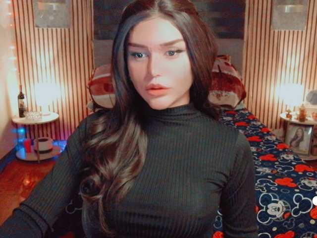 HOLLY_MOLLY — live trans cam