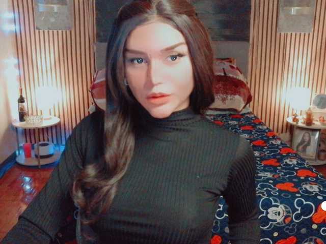 HOLLY_MOLLY — live trans cam