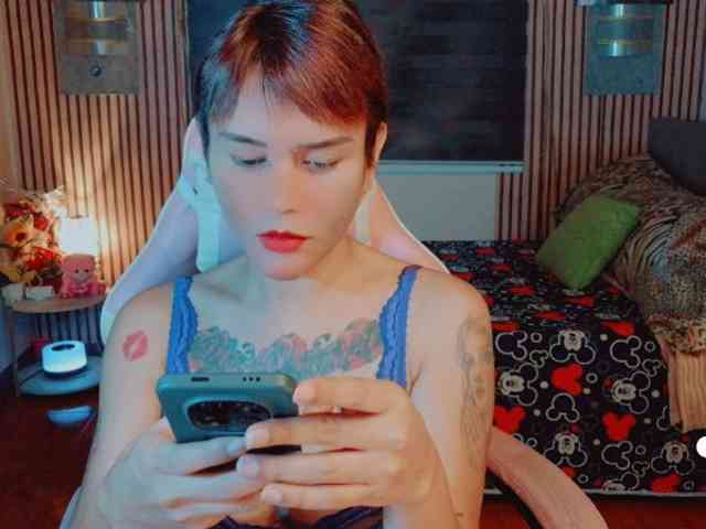 ayakusai Live Webcam on BongaCams