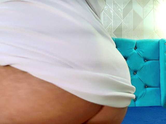 MadelineDollx live cam on BongaCams