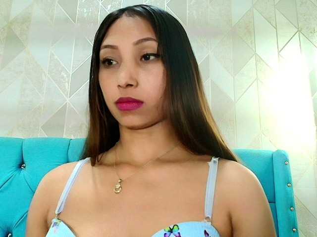 MadelineDollx live cam on BongaCams