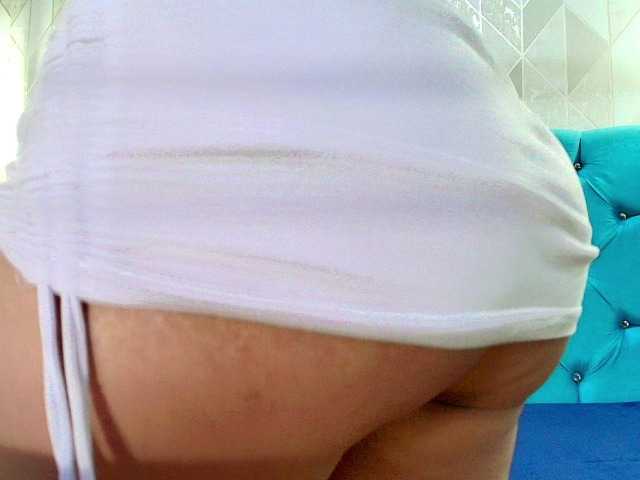 MadelineDollx live cam on BongaCams