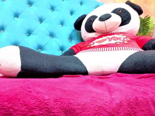 MadelineDollx webcam