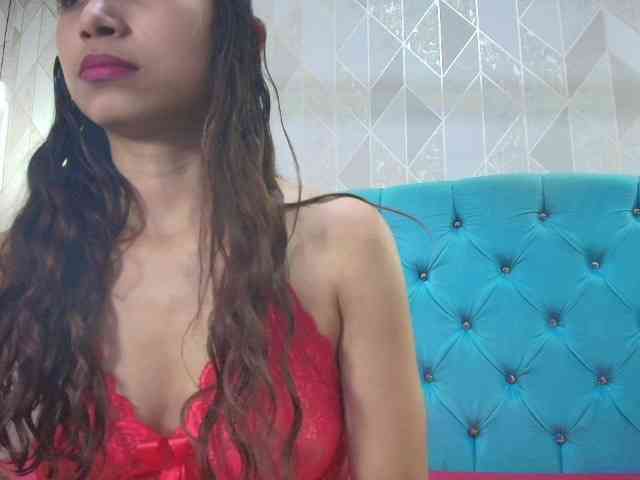 MadelineDollx webcam