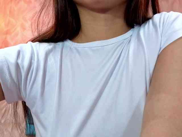 MadelineDollx webcam