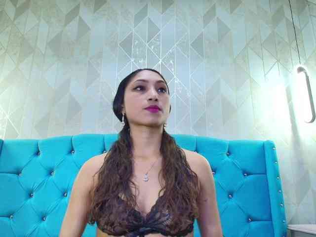 MadelineDollx webcam