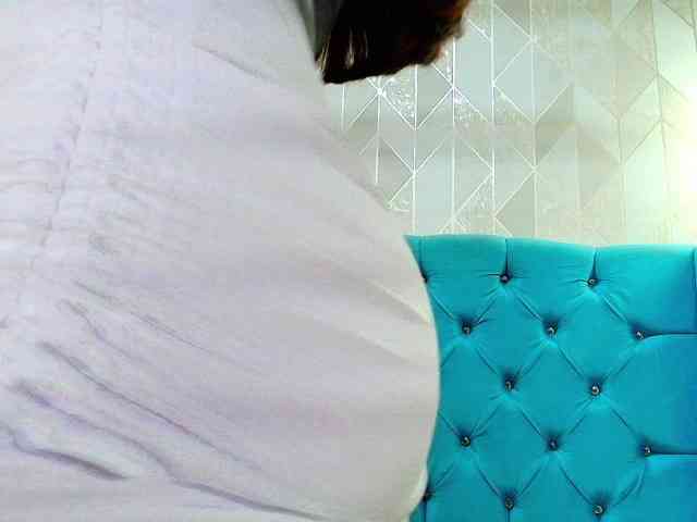 MadelineDollx webcam