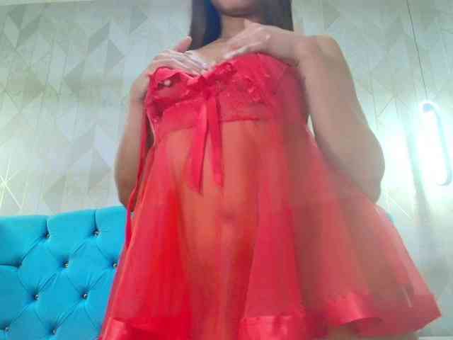 MadelineDollx webcam