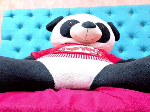 MadelineDollx webcam