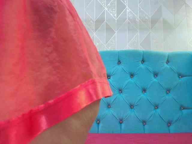 MadelineDollx webcam