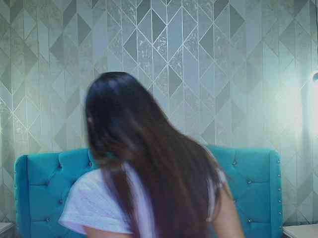 MadelineDollx webcam