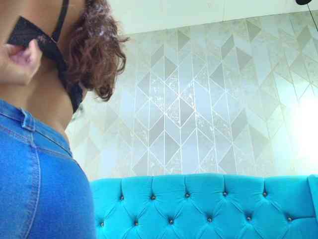 MadelineDollx webcam