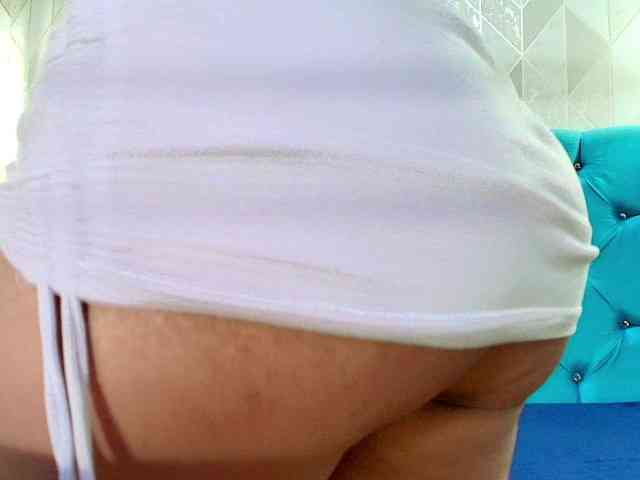 MadelineDollx webcam