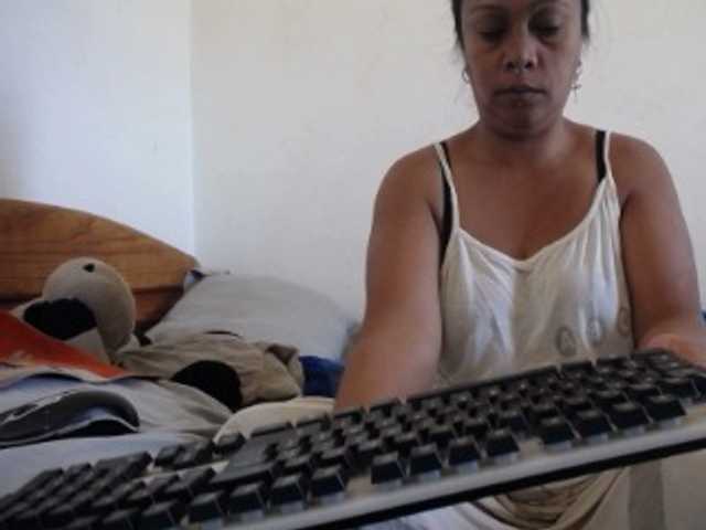 Tetedange, 36 y/o - Live Cam on BongaCams