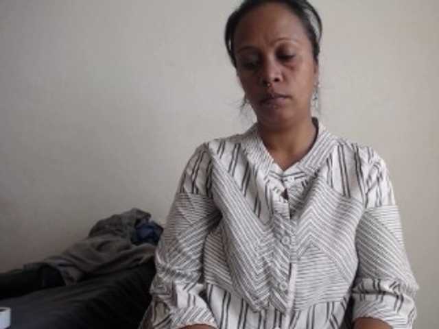 tetedange — live female cam