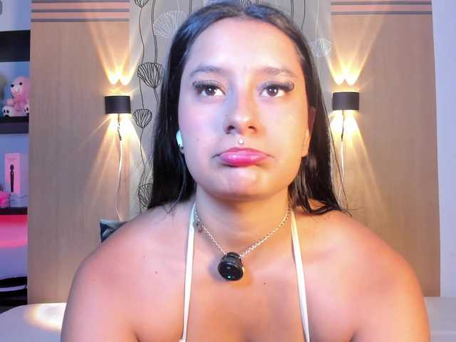 ashley-vega live cam on BongaCams