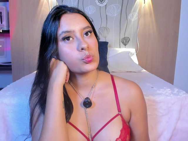 ashley-vega live cam on BongaCams