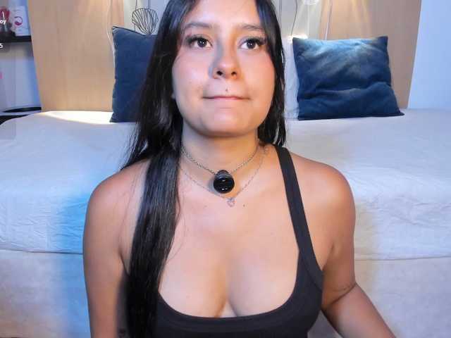 ashley-vega live cam on BongaCams