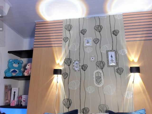 ashley-vega live cam on BongaCams