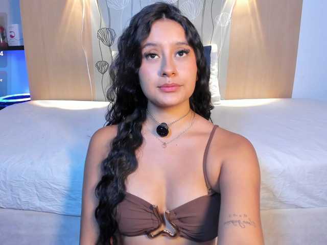 ashley-vega live cam on BongaCams